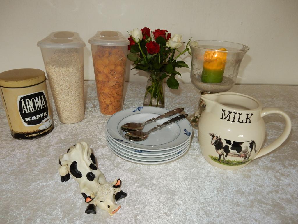 Den Gamle Kostald Bed & Breakfast Holsted Dış mekan fotoğraf