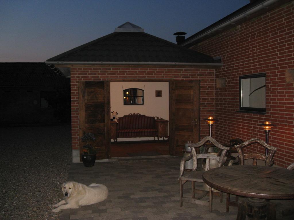 Den Gamle Kostald Bed & Breakfast Holsted Dış mekan fotoğraf