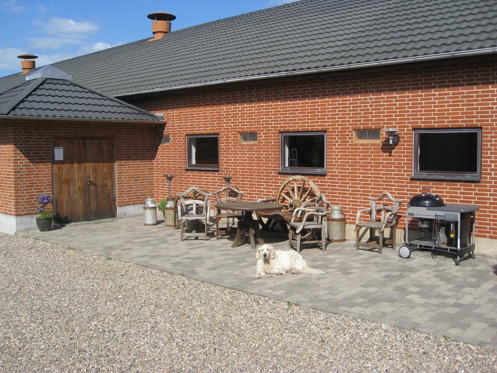 Den Gamle Kostald Bed & Breakfast Holsted Dış mekan fotoğraf