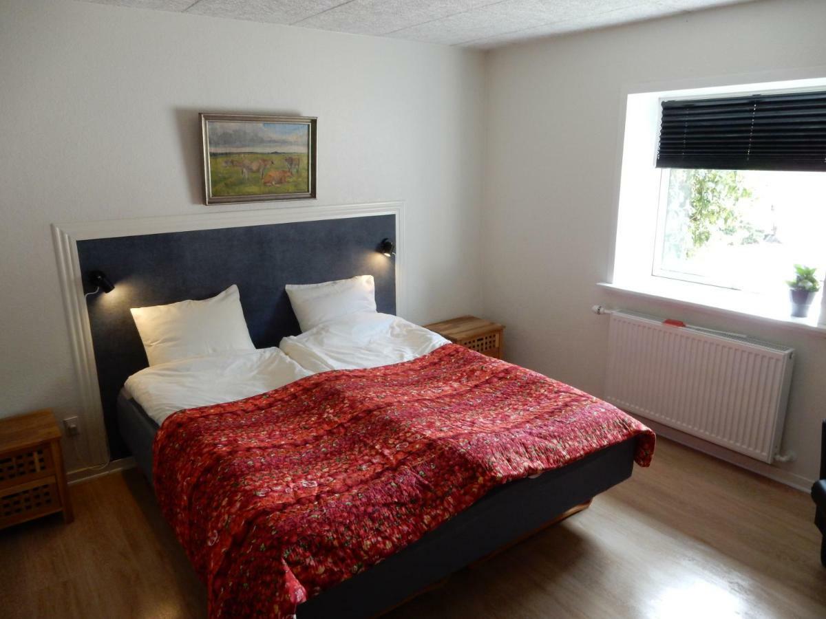 Den Gamle Kostald Bed & Breakfast Holsted Dış mekan fotoğraf